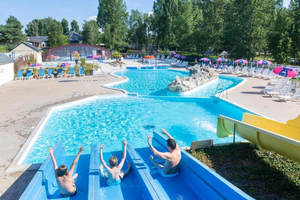 Camping 4* 3 Ch 2 Sdb- Lave Linge- Lave Vaisselle Onzain Luaran gambar